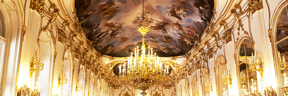 Schloss Schönbrunn, Wien, Restaurierung im Festsaal